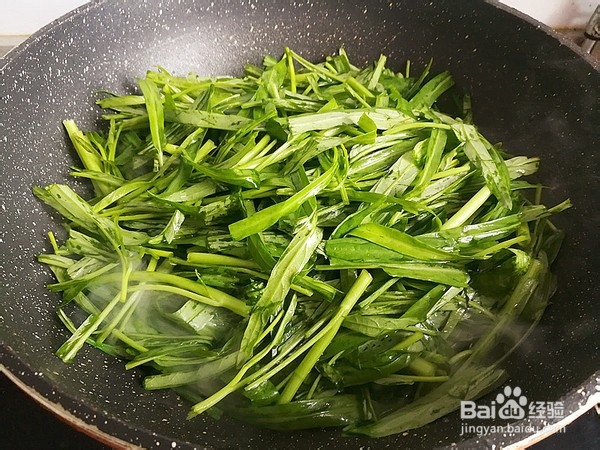 爆炒蒜香空心菜
