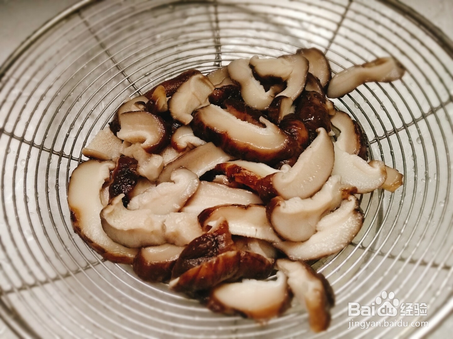 香菇凉拌的做法