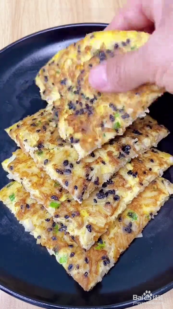 如何制作好吃的金针菇鸡蛋饼