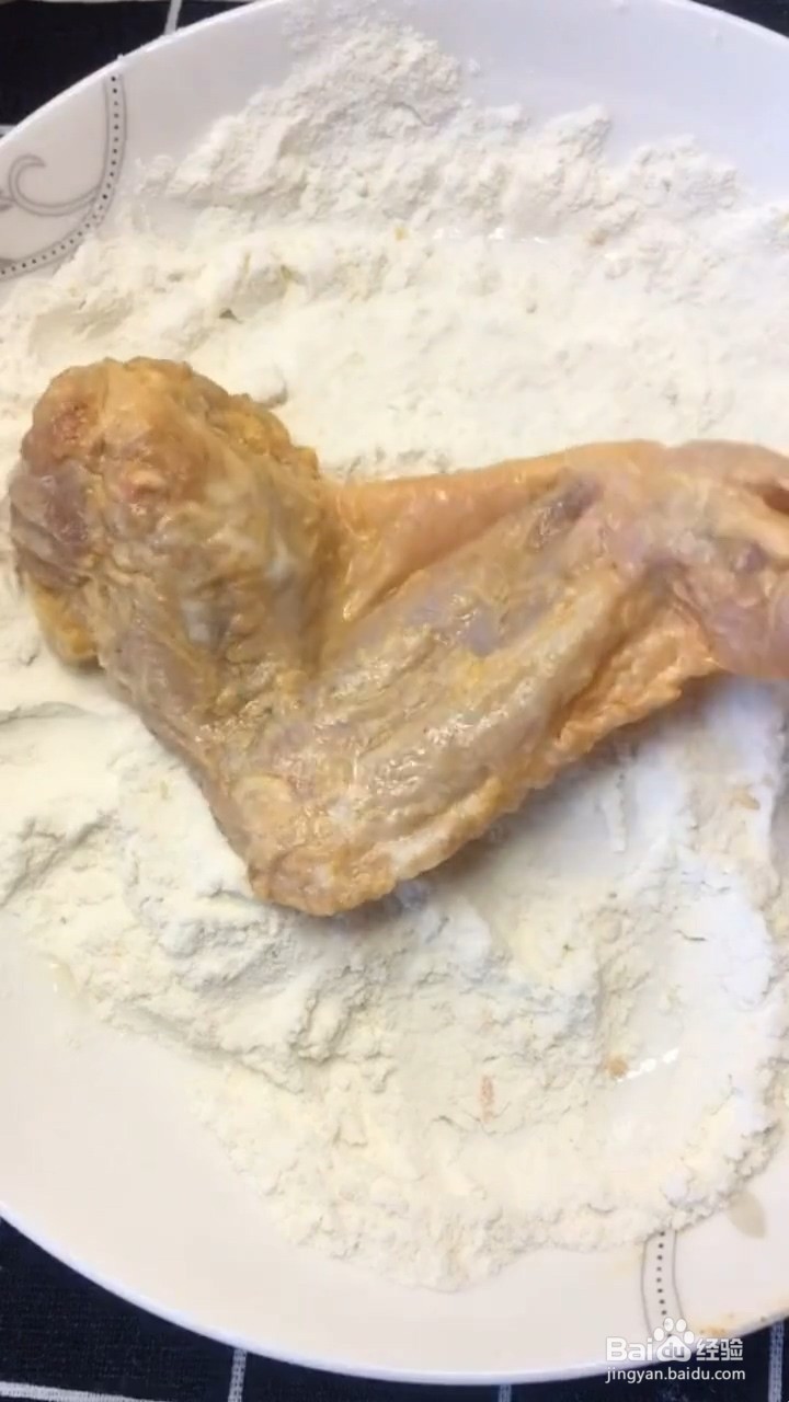 如何制作香脆炸鸡翅