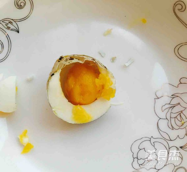 盐腌鹌鹑蛋的做法