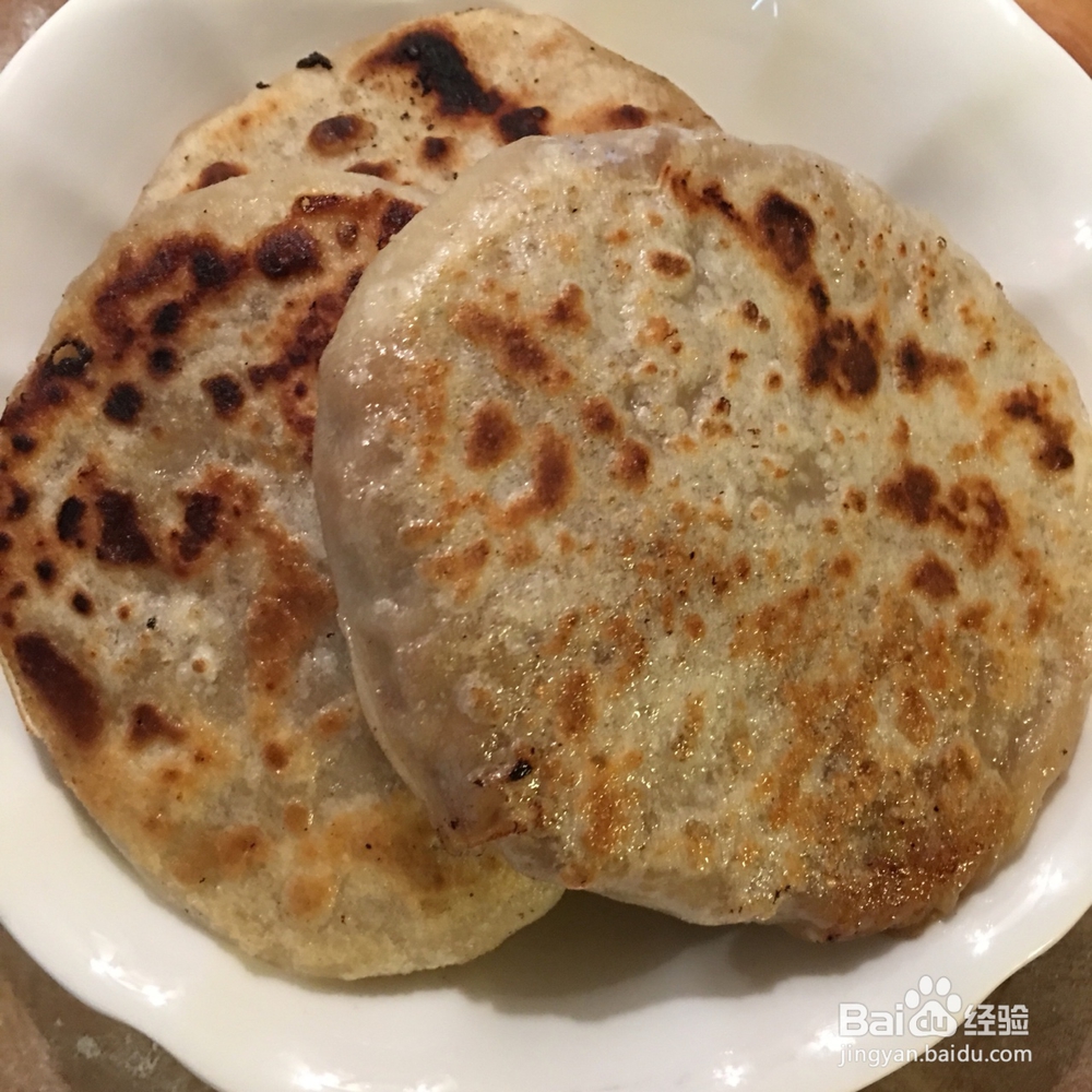 心心念念的东北酸菜猪肉馅饼