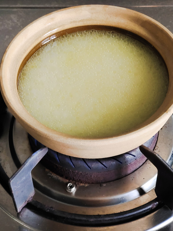 自制腊肉煲仔饭