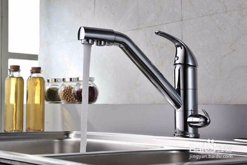 厨房食物垃圾处理器的正确使用方法