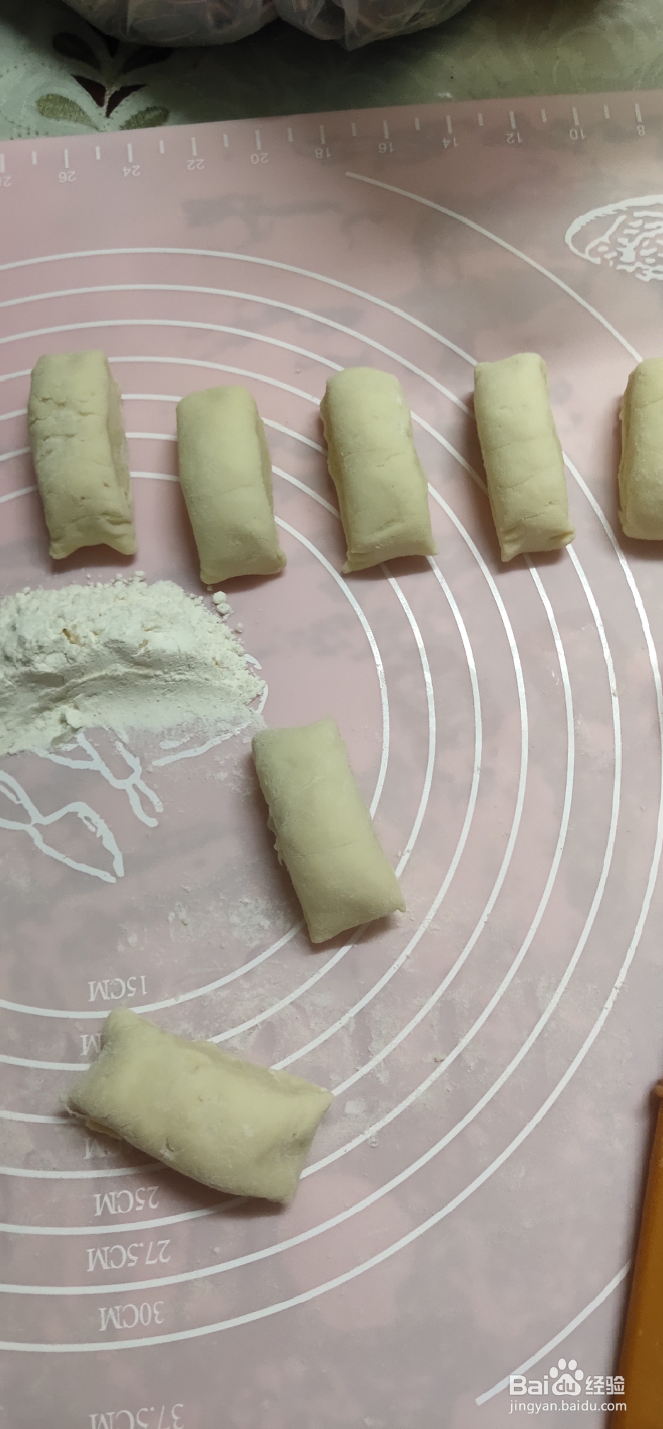 心心念念的自发粉牛奶馒头