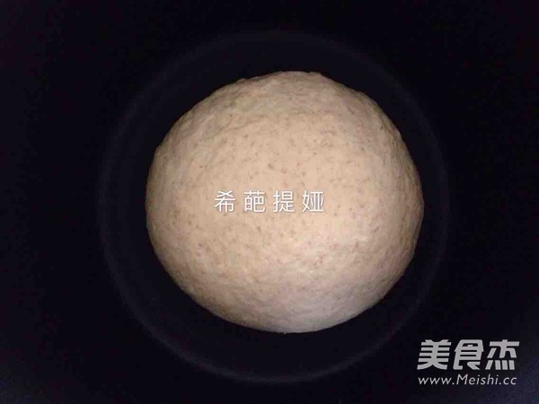 全麦肉松皇冠面包