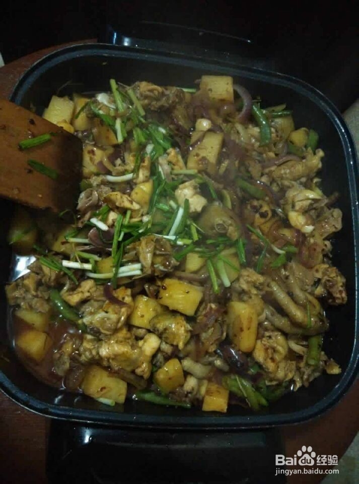 没有齐全的调料,也能做出可口足量的家常辣子鸡