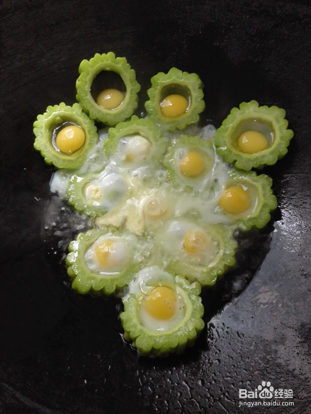 怎样制作苦瓜煎蛋?