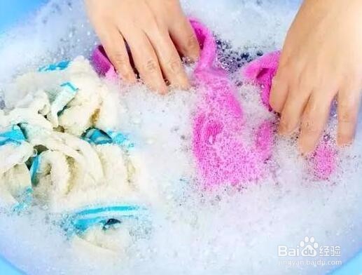 女人怎样科学的清洗内衣裤