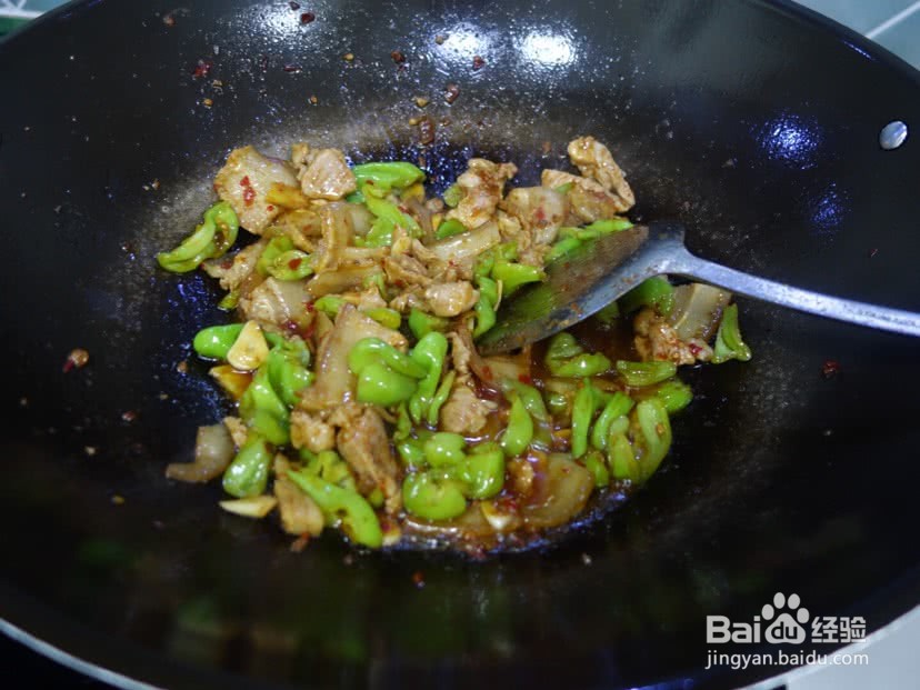 辣椒炒肉的做法