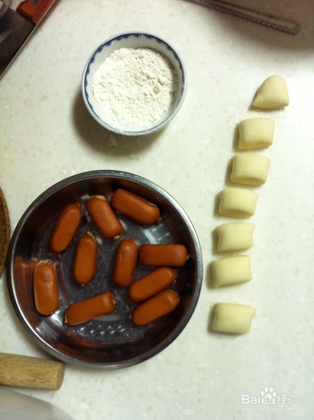 迷你肠仔包的做法