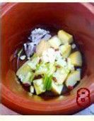 生津润燥的杏仁苹果煲瘦肉