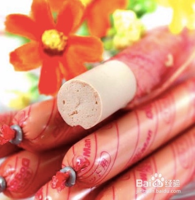 怎样剥开火腿肠？