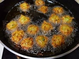 香炸萝卜丸子的做法