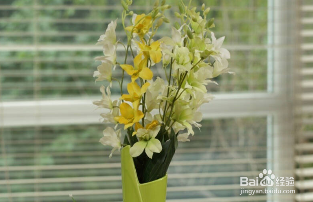 怎么水养鲜花？