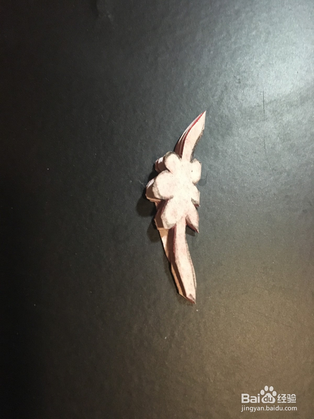 如何剪出好看的八瓣窗花？