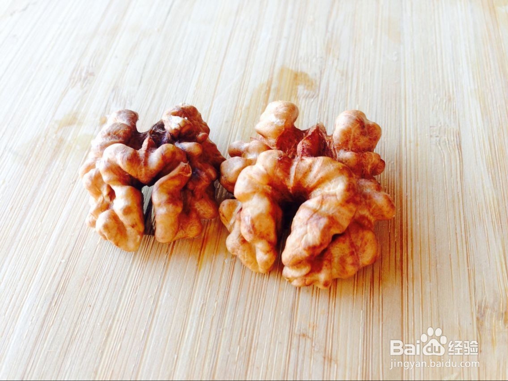 怎样做凉拌杭椒土豆粉呢？