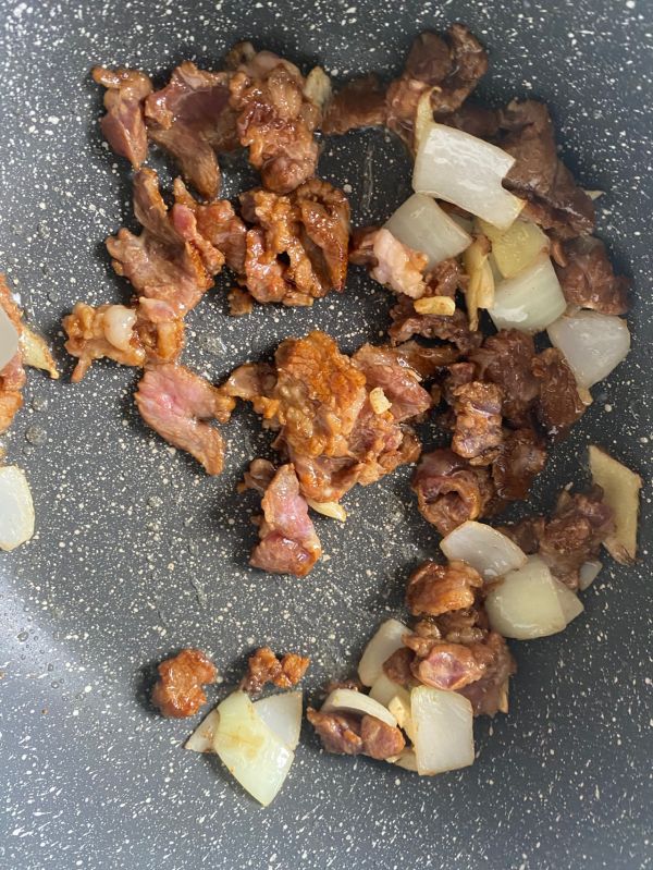 孜然羊肉炒面片