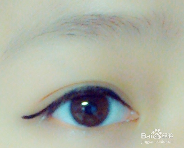 新手画眼线教程