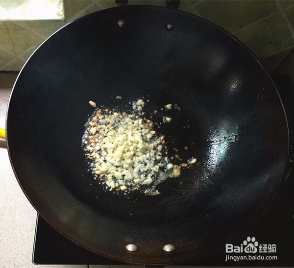 如何做出好吃的蒜蓉茼蒿菜