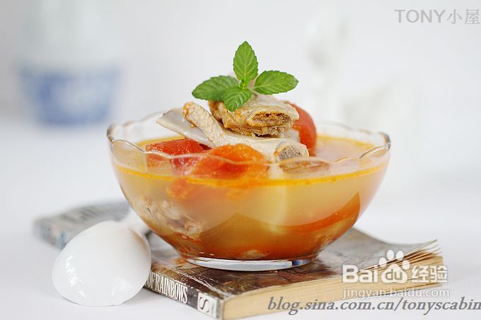 最简单食材炮制一碗冬季暖身的黄金汤