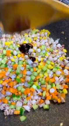 怎么做鱿鱼包饭