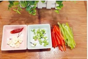 醋溜土豆丝,你真的会溜吗?记住这三点,一定好吃!