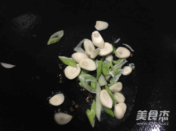 清炒茼蒿的做法