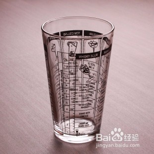 白色莉莉鸡尾酒的调制