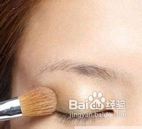单眼皮新娘如何化妆好看六个化妆步骤要掌握
