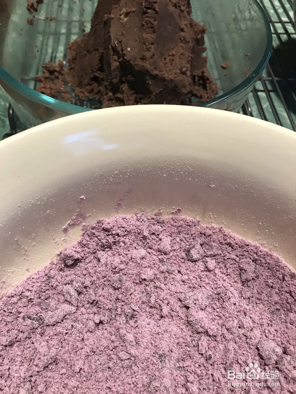 香气浓郁的紫薯红豆沙蒸糕