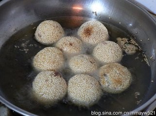 酥脆空心麻团的做法