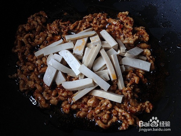 家常便饭韭菜苔炒肉丝的制作方法