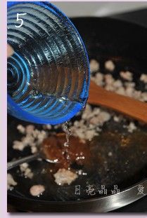 五分钟成就豆腐美味－－沙茶玉子豆腐