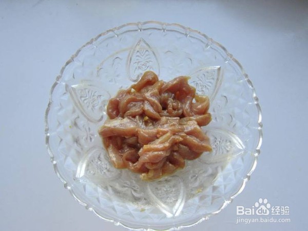 榨菜香菇炒肉的帮助下