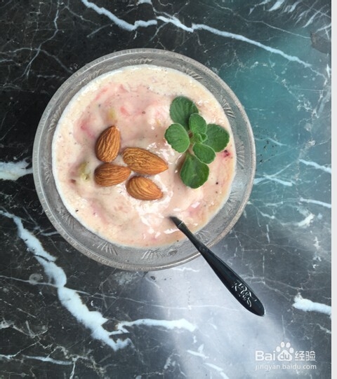 如何制作健康的水果冰淇淋