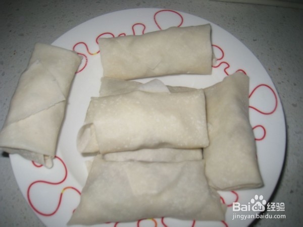 黑木耳瘦肉春卷的做法