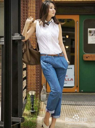 女性定做衬衫搭配，展现成熟魅