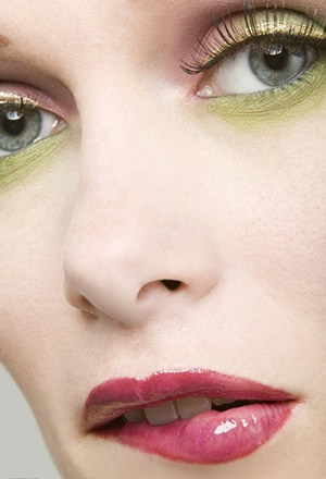 11种瘦脸法全方位打造V脸美女