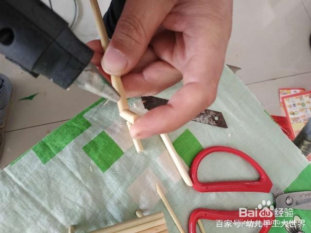 胶枪怎么换胶棒