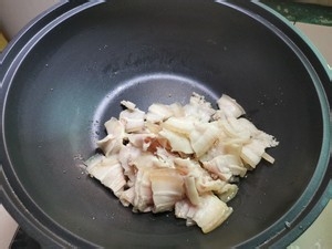 五花肉配花子菜