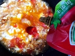 西红柿虾干豆腐羹的美味做法