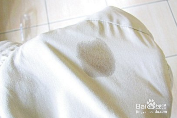 如何去掉衣服上的油渍