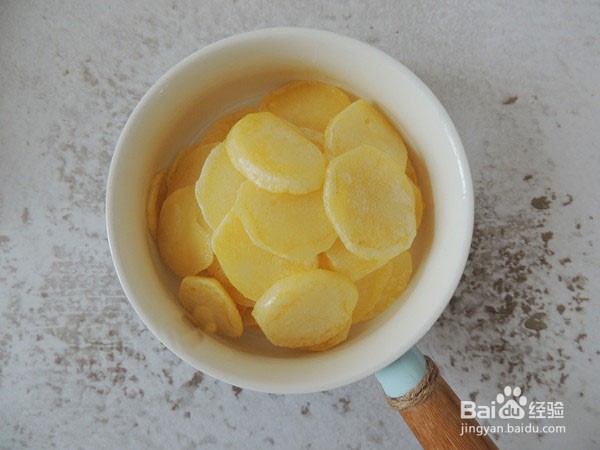 香辣爽口的凉拌土豆片