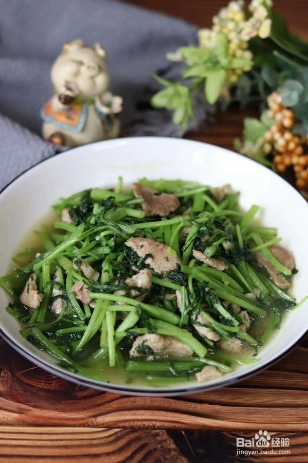茼蒿炒肉的做法教程