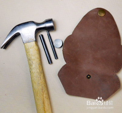 手工制作牛皮墨镜包的制作方法