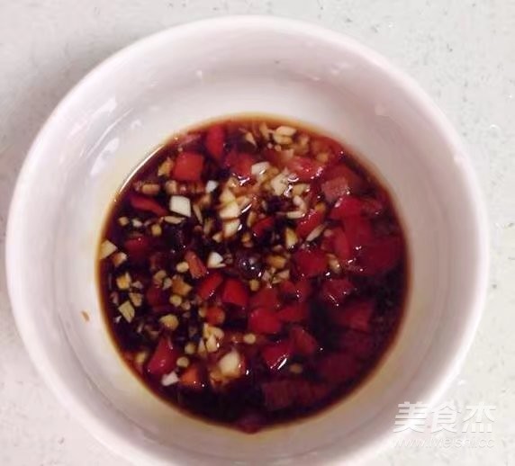 蒜茸丝瓜鲜虾盅