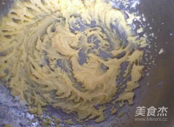蛋黄饼干的做法