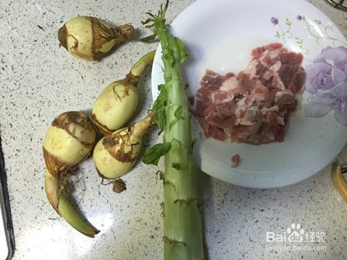 茨菇炒肉片做法