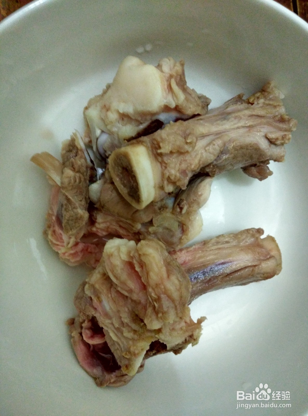 如何做萝卜骨头汤